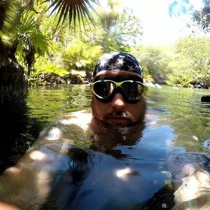 Meet your Posher, Andres